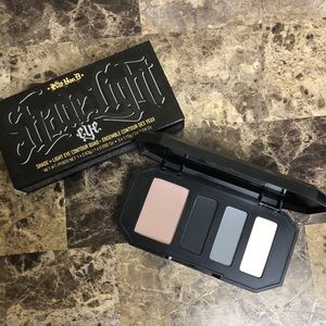 KVD SMOKE Shade + Light Eye Contour Quad Palette